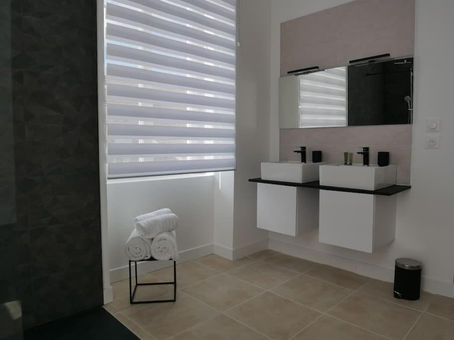 Clos De La Providence, Gite, Piscine Et Spa 3 Chambres Nolay  Екстер'єр фото